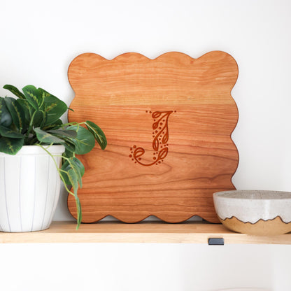 Scallop Monogram Cutting Board | Personalized Cutting Board | Personalized Charcuterie Board | Personalized Gift | Custom Gift Idea Wedding