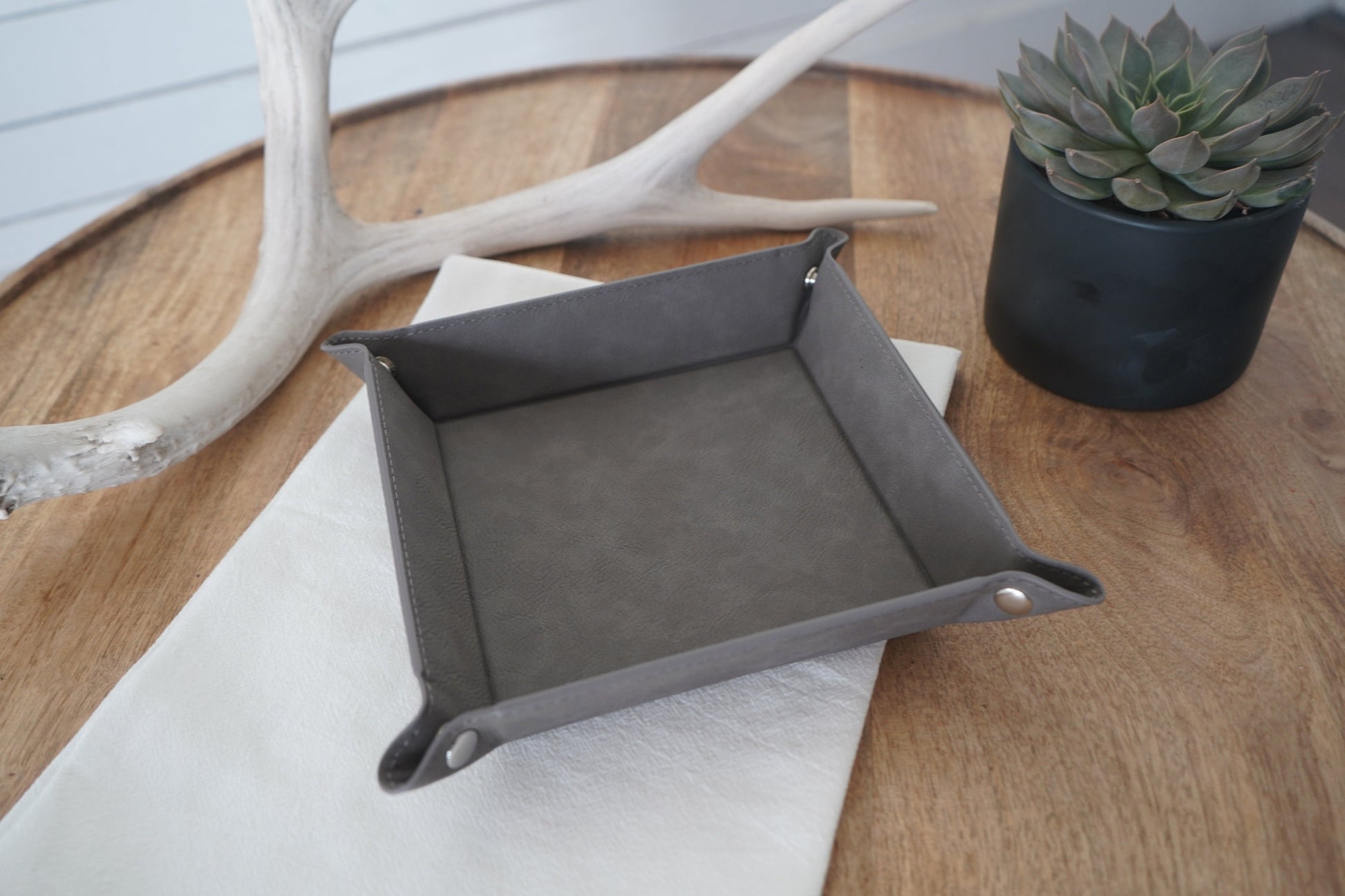We Love Our Dad Personalized leather Catchall Tray for Dads - Gift for Father's Day from kids, personalized tray with note - C04
