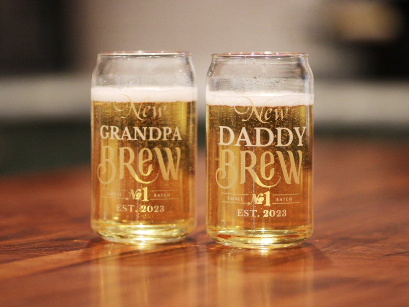 New Daddy Brew Glass Personalized Gift for New dad Gift for New Grandpa Pregnancy announcement for husband for parents new grandpa brew